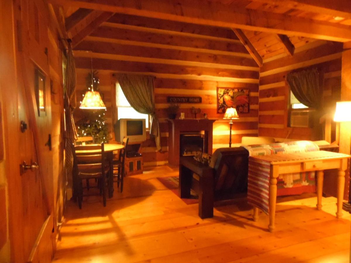 Fiddlers Roost B&B Cabins Galax Exterior photo