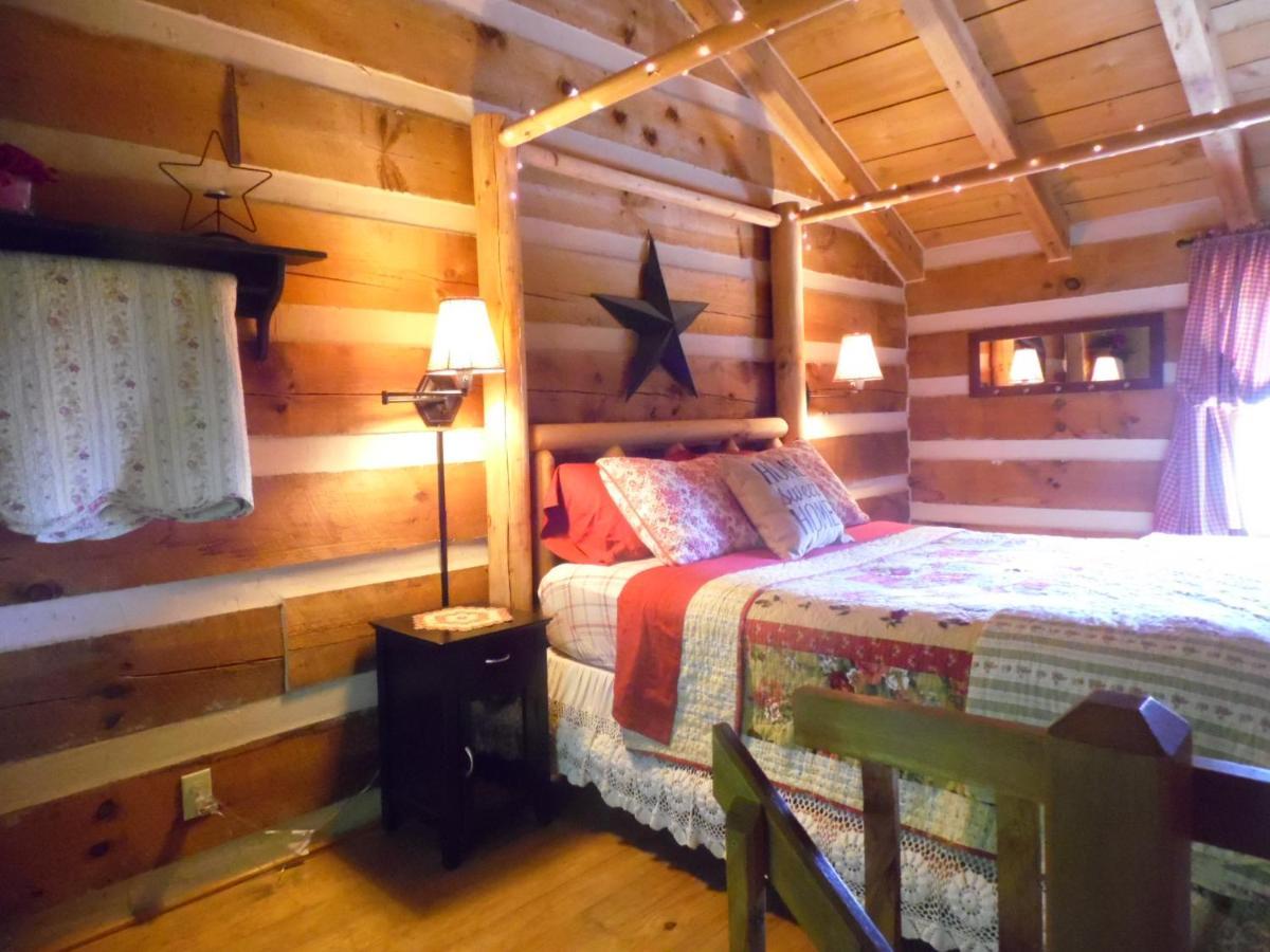 Fiddlers Roost B&B Cabins Galax Exterior photo